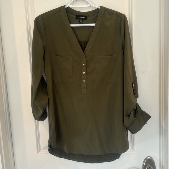Le Chateau blouse. Size XS - Picture 1 of 6